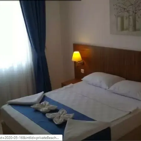 Club Blue White Otel 3*