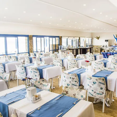 Club Blue White Otel