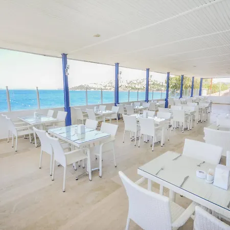 Otel Club Blue White 3*