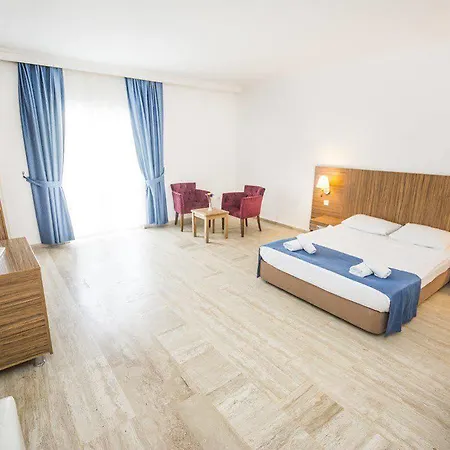 Otel Club Blue White 3*