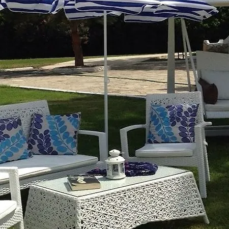 Club Blue White Hotell